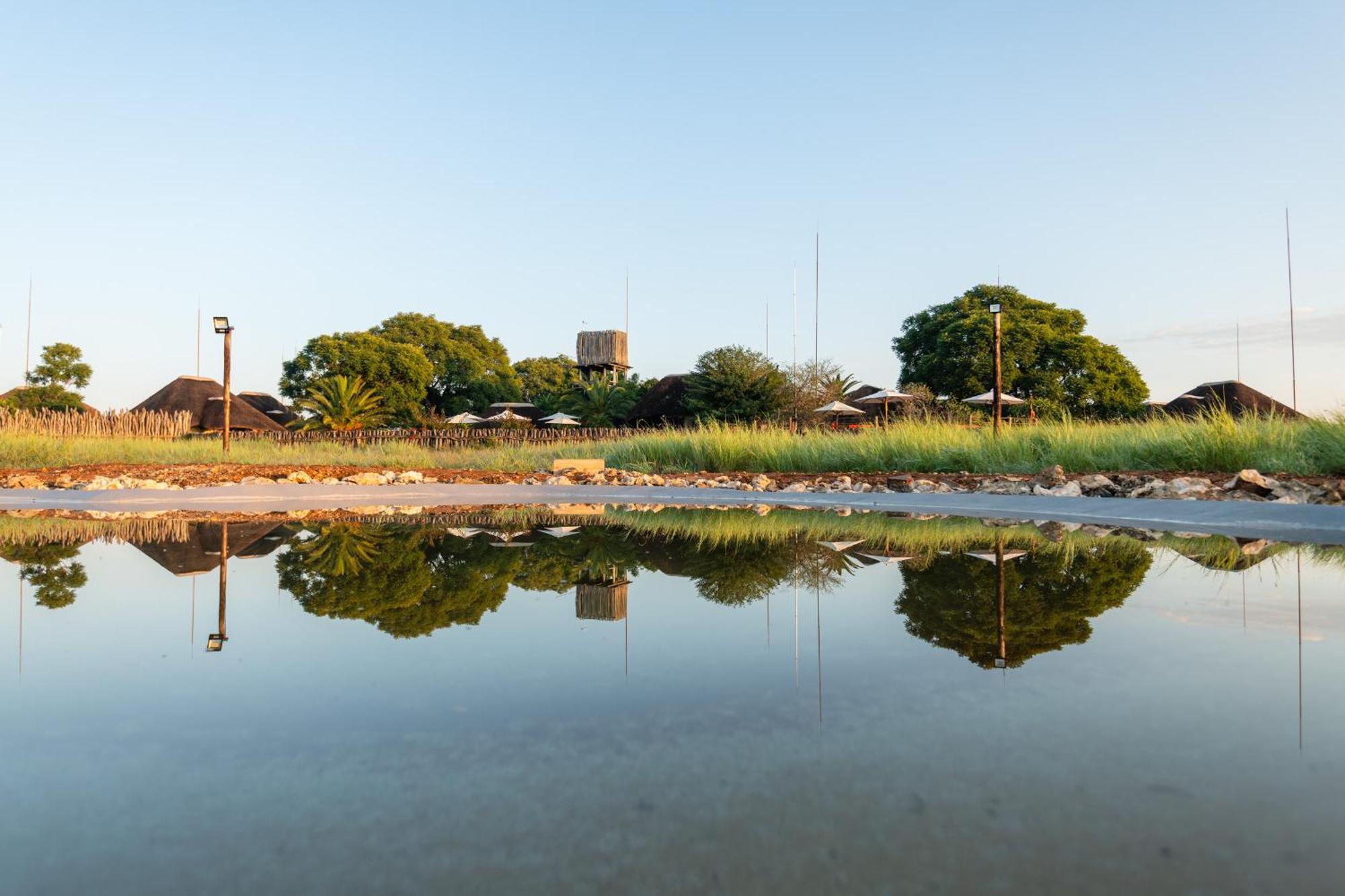 Frans Indongo Lodge Otjiwarongo Exterior photo