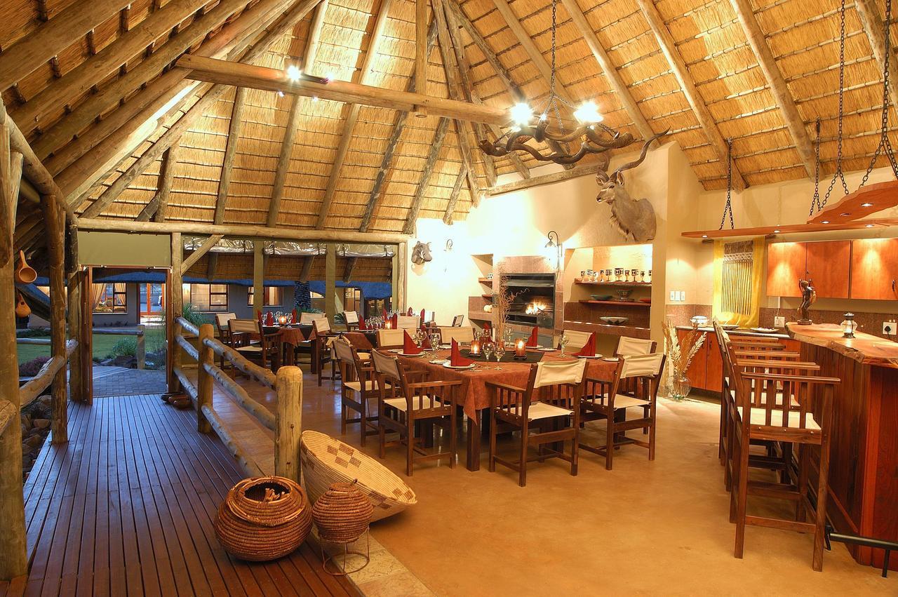 Frans Indongo Lodge Otjiwarongo Exterior photo