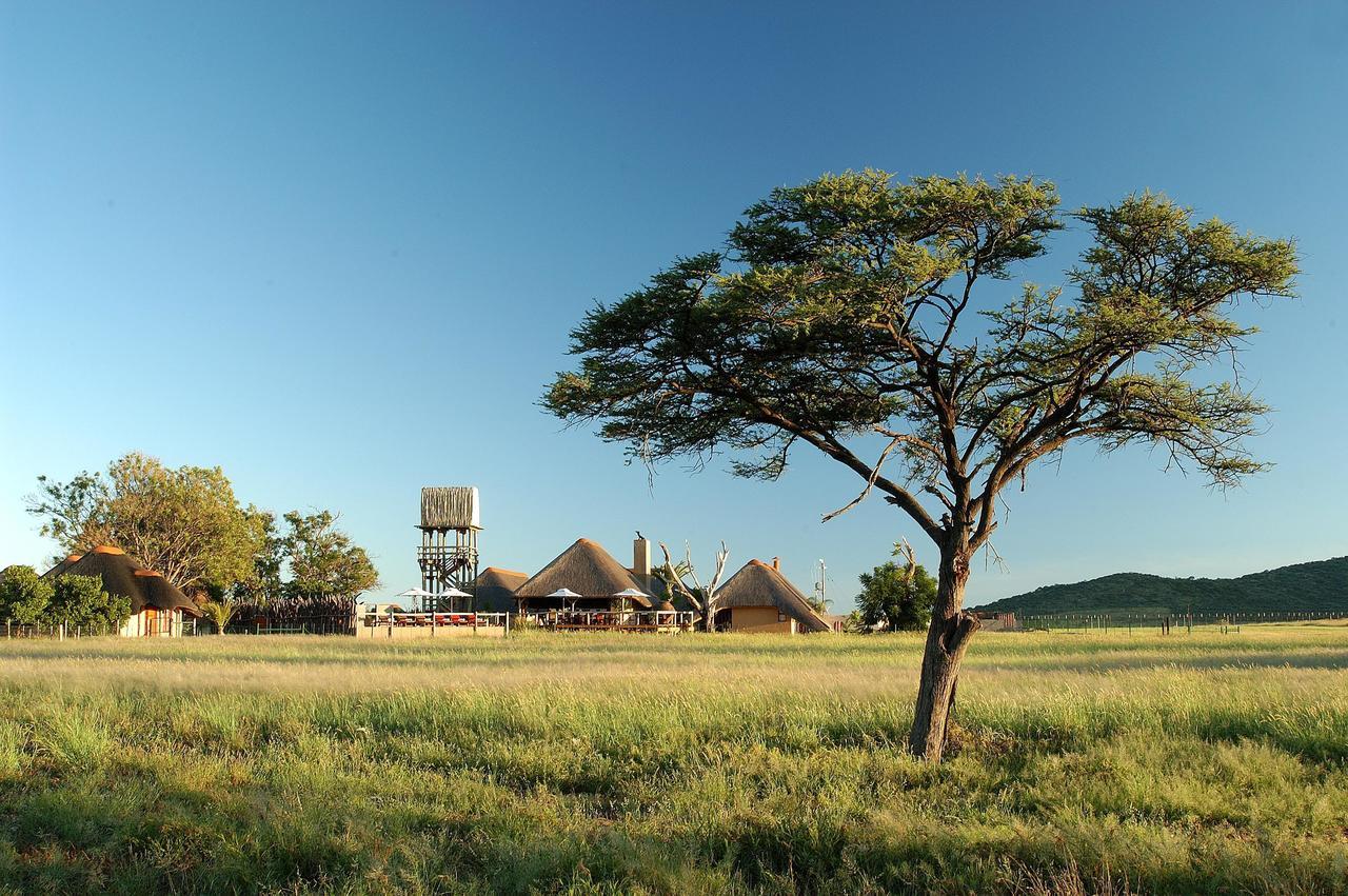 Frans Indongo Lodge Otjiwarongo Exterior photo
