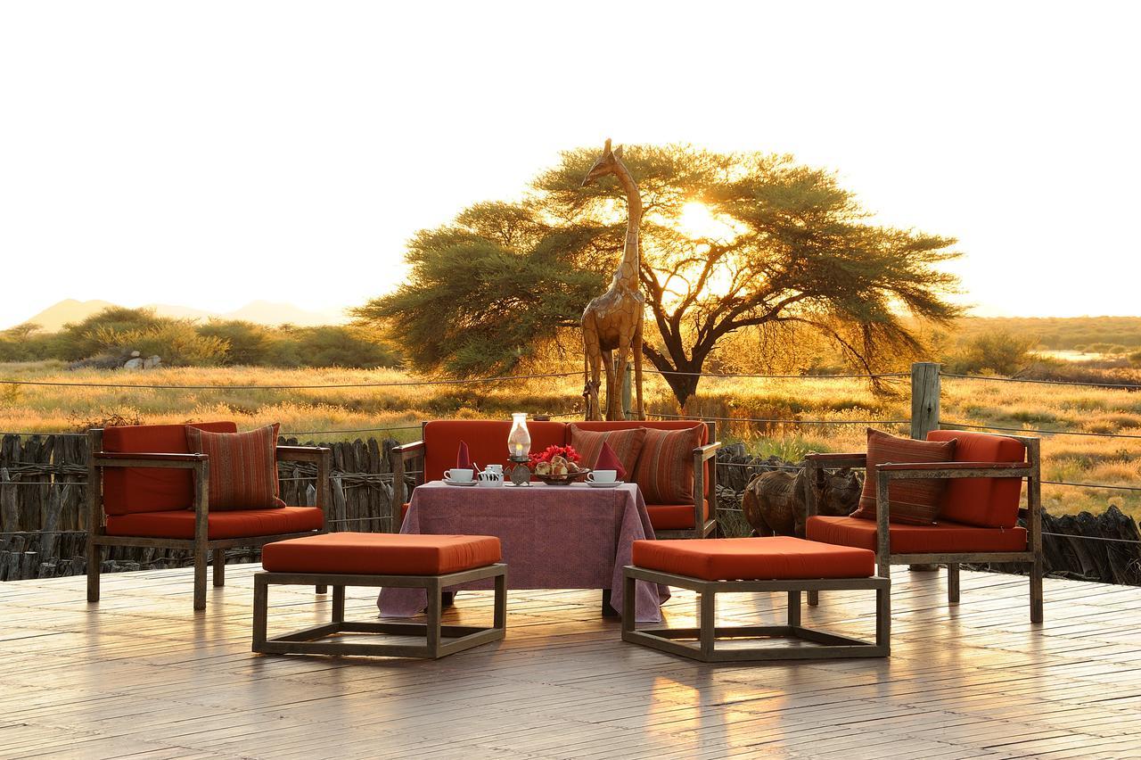 Frans Indongo Lodge Otjiwarongo Exterior photo